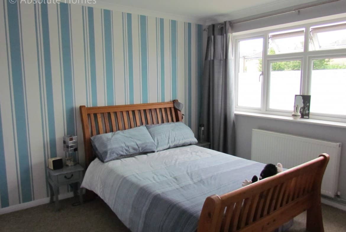 Mead Lane, Chertsey, Master