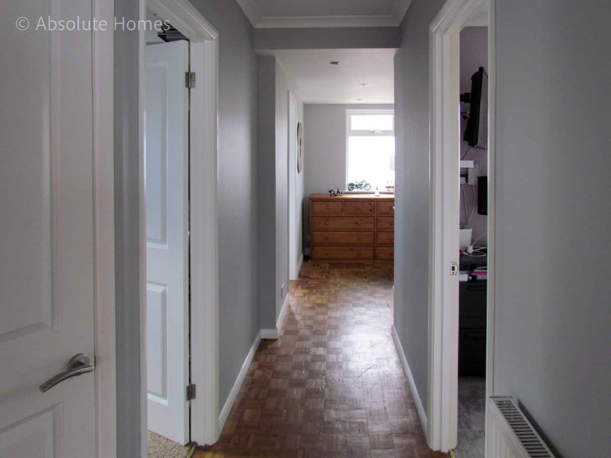 Mead Lane, Chertsey, Hallway