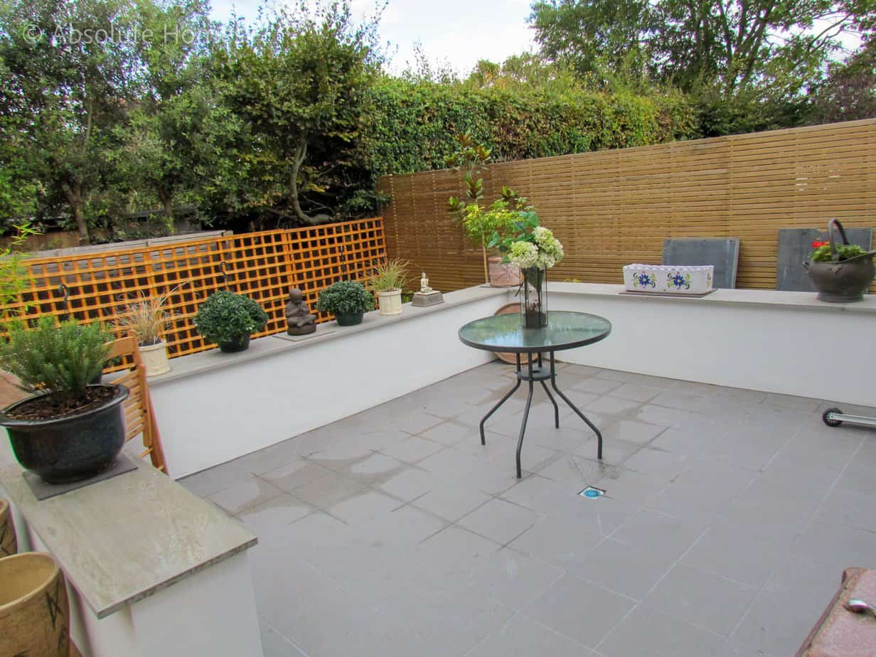 Hamilton Close, Teddington, TW11 9LA, sun terrace