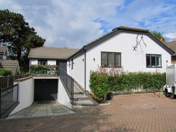 Hamilton Close, Teddington, TW11 9LA, front