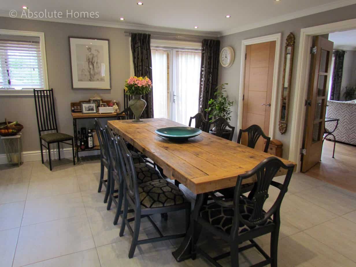 Hamilton Close, Teddington, TW11 9LA, Breakfast Room