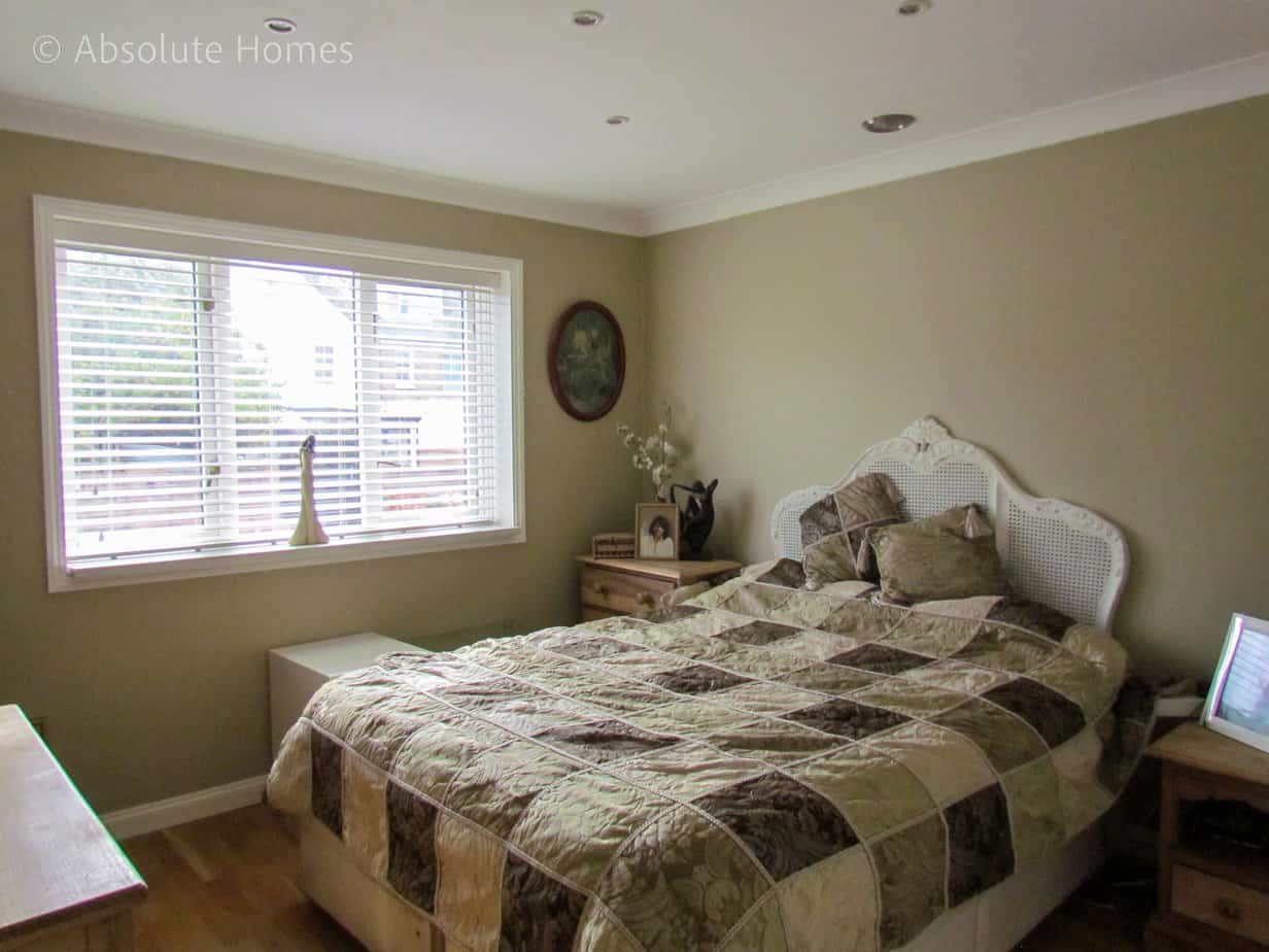 Hamilton Close, Teddington, TW11 9LA, Bed 2