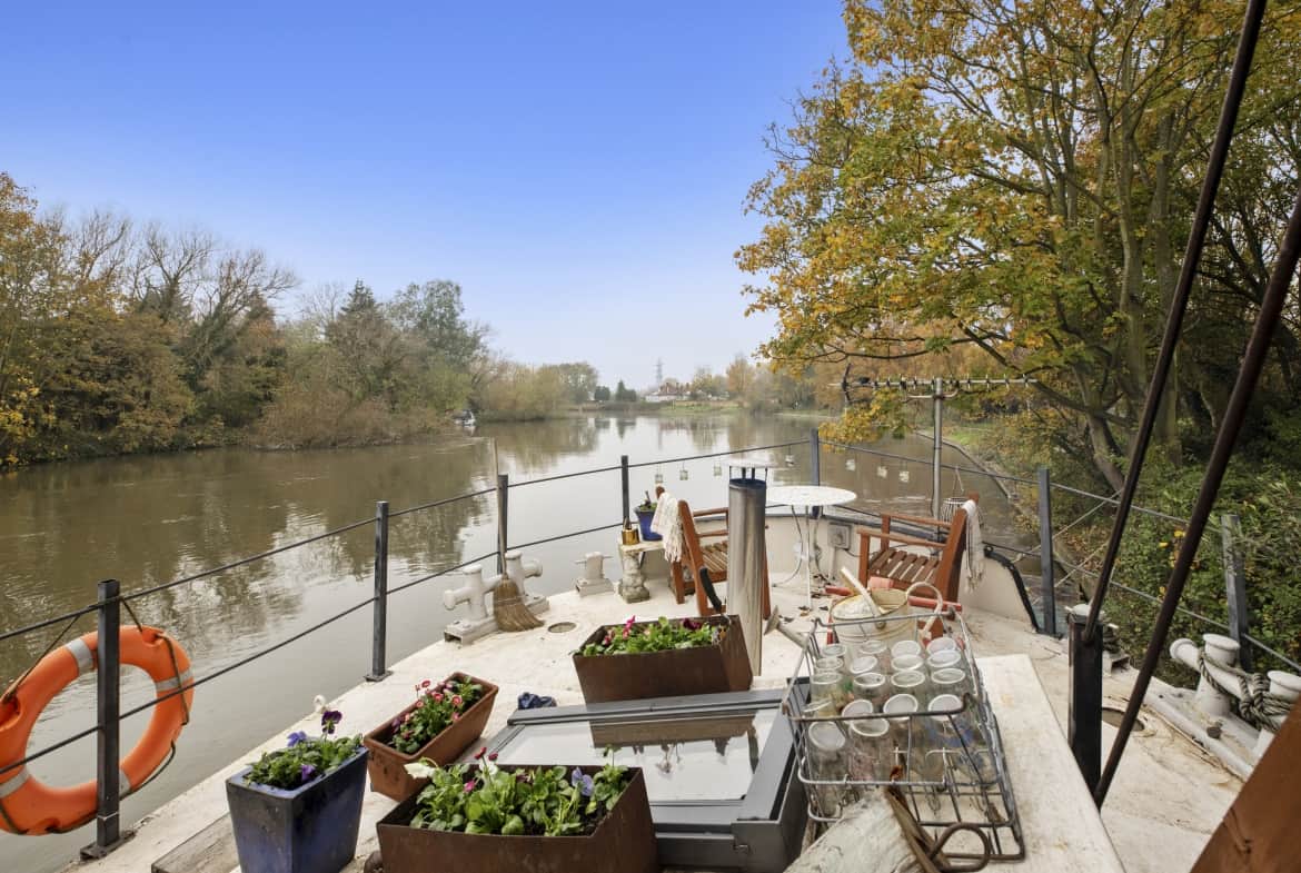 Houseboat for sale - Neo TW17 9NU