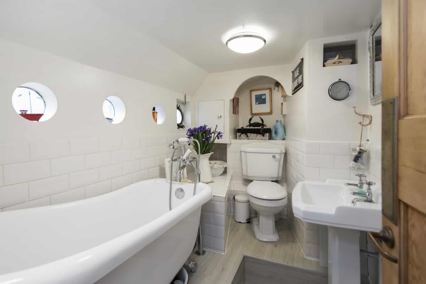 Houseboat for sale - Neo TW17 9NU