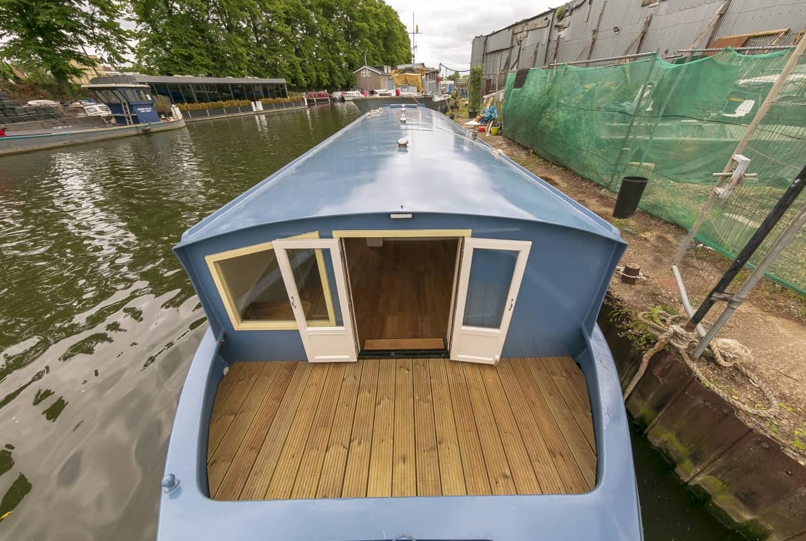 Widebeam-narrowboat-for-sale-Bow-deck-Home-Comforts TW12 2HF