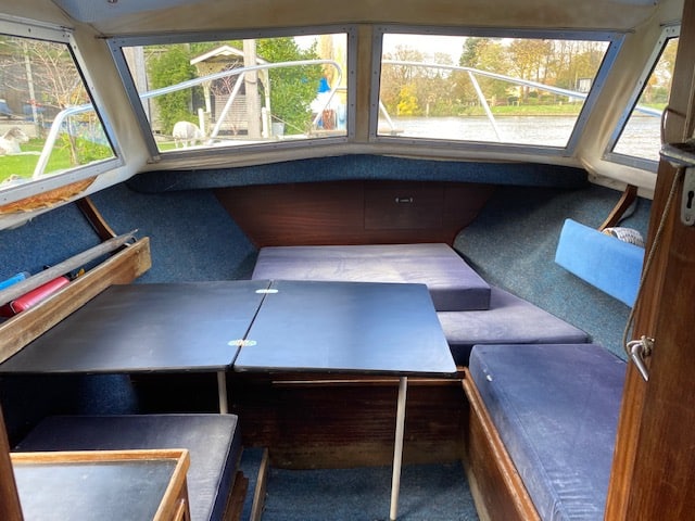 Cabin cruiser for sale - Riverside stainesonthames tw183nj